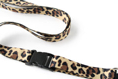 Nyckelband - Leopard hängande rem VårdaMedStil