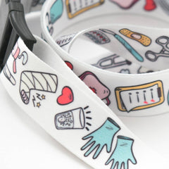 Nyckelband - Omvårdnad Omvårdnad Häng ✂️🩹 VårdaMedStil