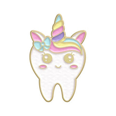 🦄 🦷 Unicorn - Emaljpin VårdaMedStil