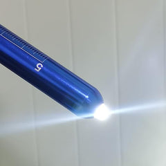 Arbetslampa för vårdpersonal - Röd ❤️ VårdaMedStil