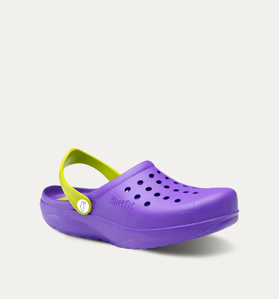 Levander-Pistachio Kinetic Clogs – Ultralätta och designade för rörelse VårdaMedStil