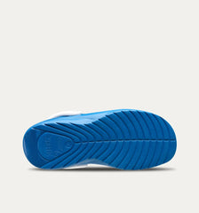 Blå-Vit Kinetic Clogs – Ultralätta och designade för rörelse VårdaMedStil