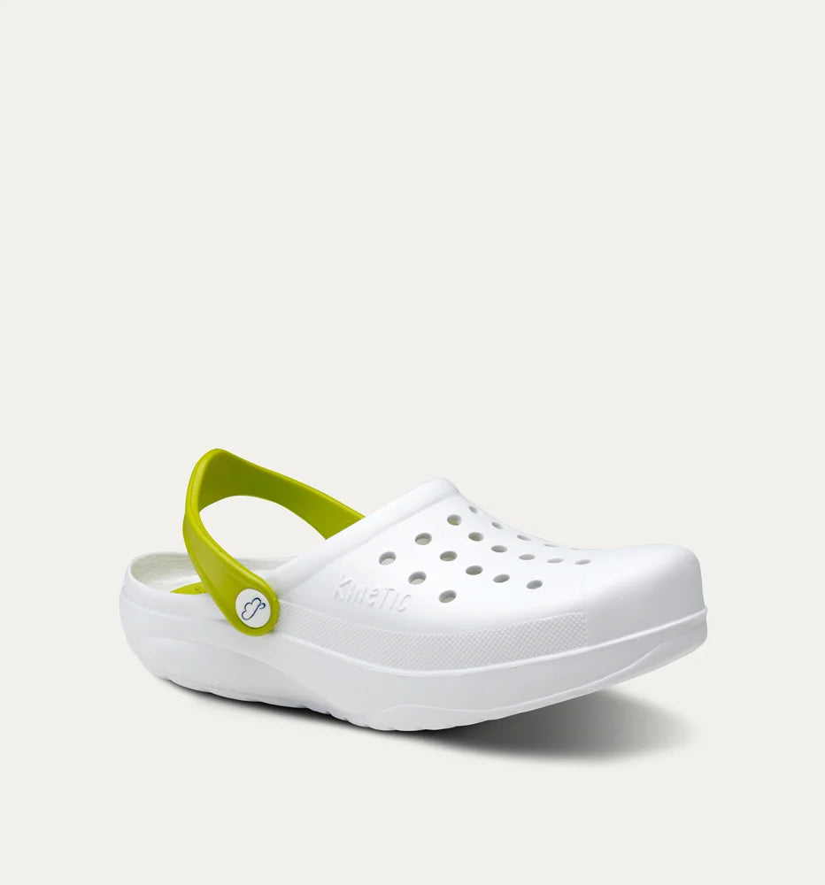 Vit-Pistachio Kinetic Clogs VårdaMedStil