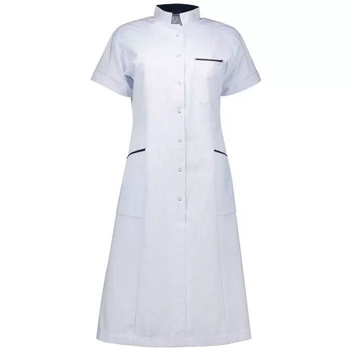 Arbetsklänning för vård & klinik – Mörkrosa damklänning från Hejco VårdaMedStil